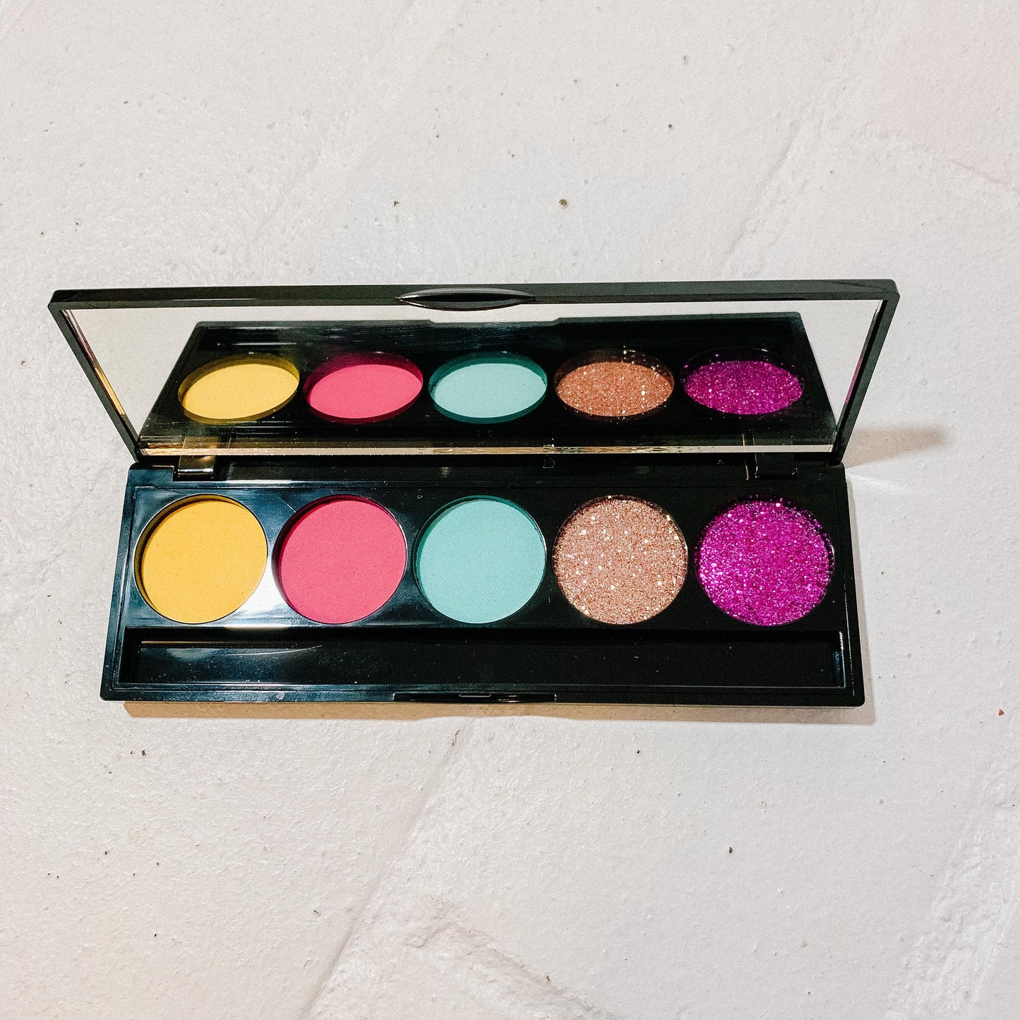 Disco Glam Eyeshadow 3 or 5 Well Palette (Pretend Makeup)